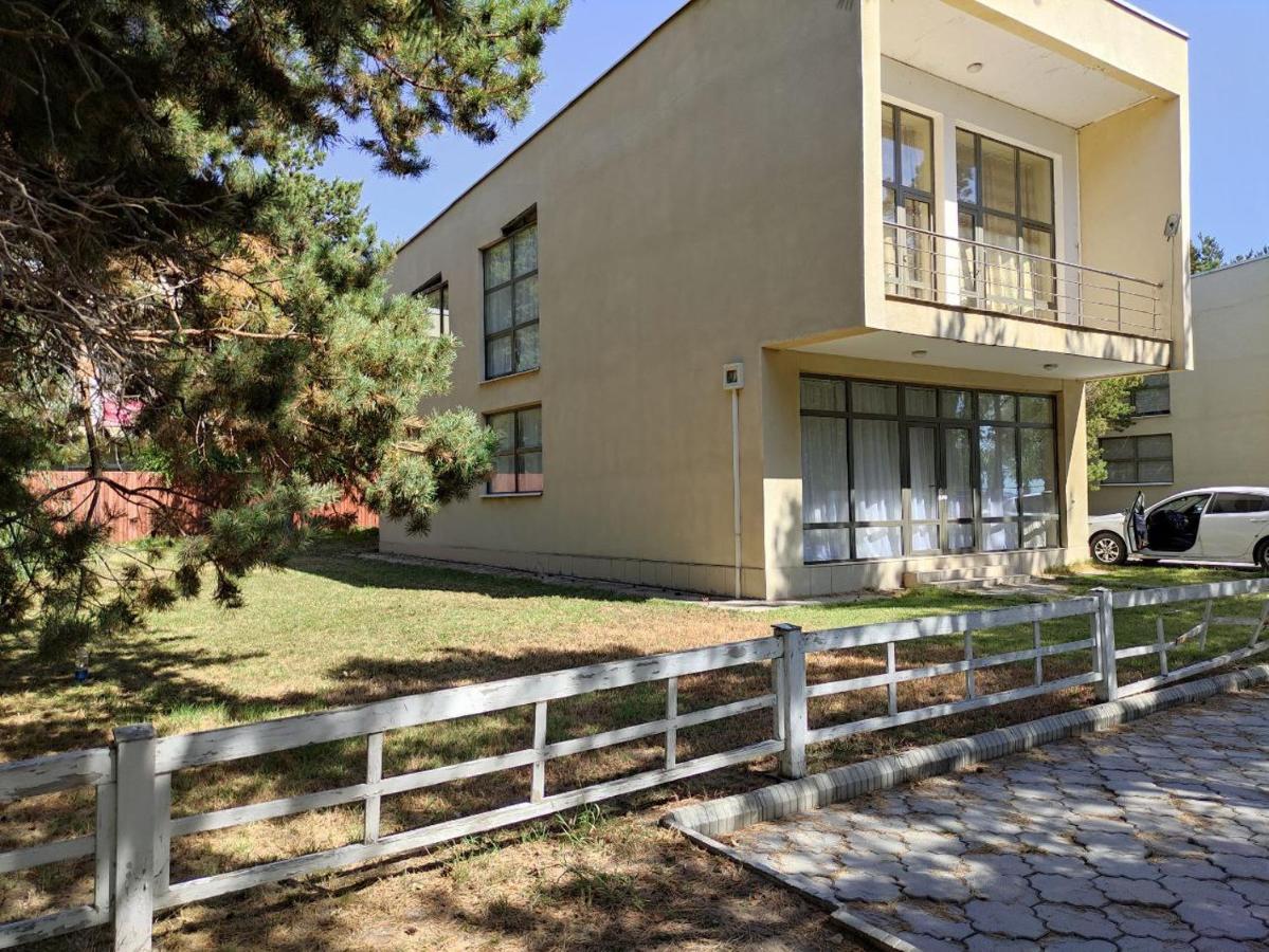 Villa Вилла В Пансионате Витязь à Chok-Tal Extérieur photo